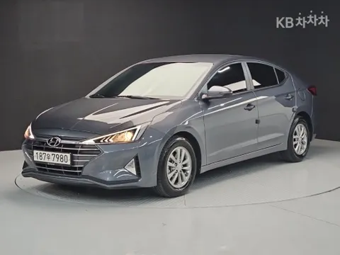 Hyundai Elantra (Avante)