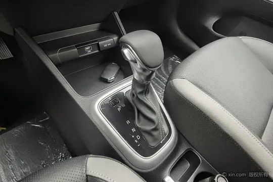Kia KX1