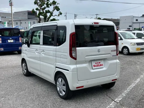 Suzuki Spacia