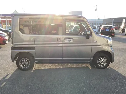 Honda N-VAN Plus Style