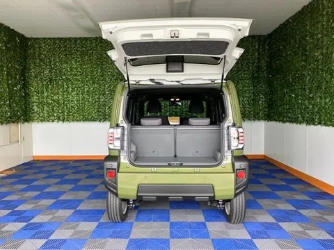 Daihatsu Taft