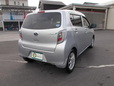 Subaru Pleo