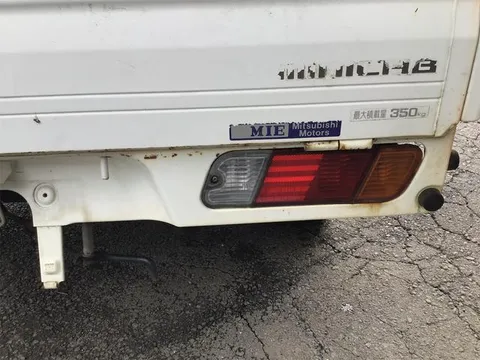 Mitsubishi Minicab Truck