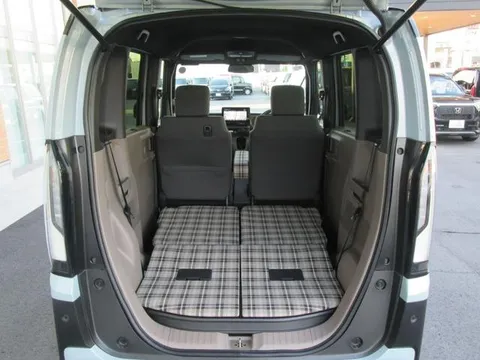 Honda N-BOX Joy