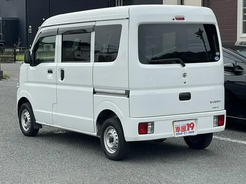 Suzuki Every