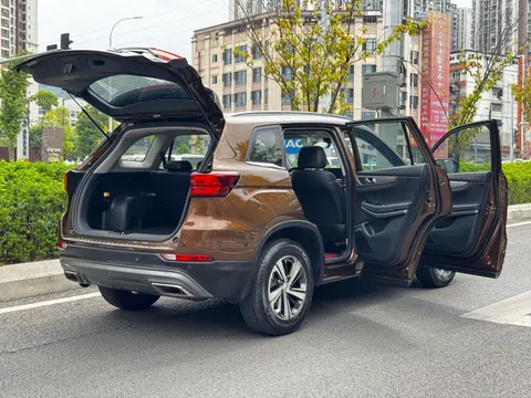 Changan CS75