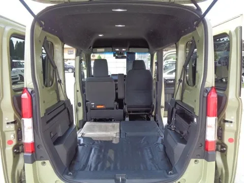 Honda N-VAN Plus Style