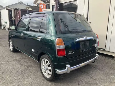 Daihatsu Mira Gino