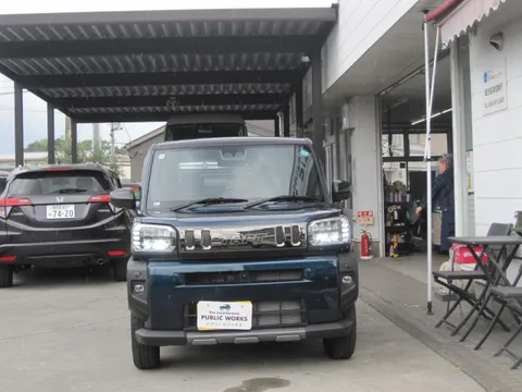 Daihatsu Taft
