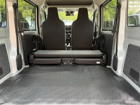 Mitsubishi Minicab Van