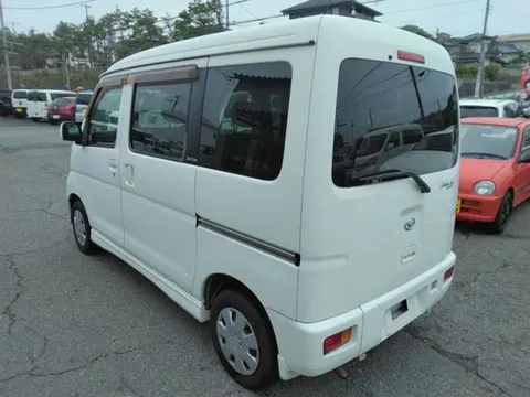 Daihatsu Atrai Wagon