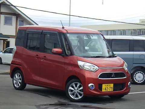 Mitsubishi eK Space
