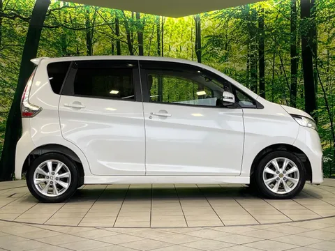 Mitsubishi eK Custom