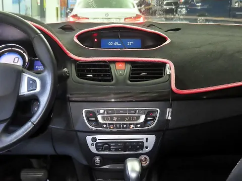 Renault SM3