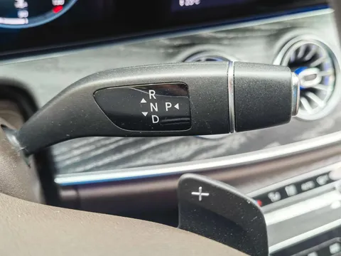 Mercedes-Benz Mercedes-Benz CLS