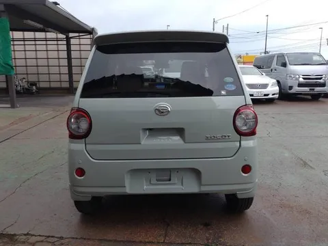 Daihatsu Mira Tocot