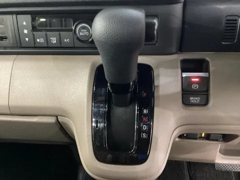 Honda N-BOX Joy