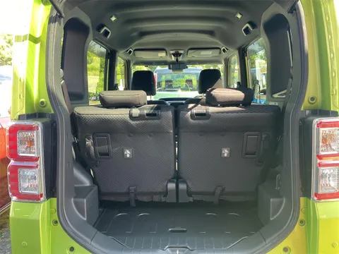 Toyota Pixis Mega