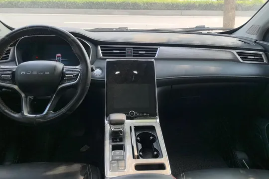 Roewe RX5