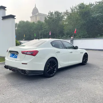 Maserati Ghibli