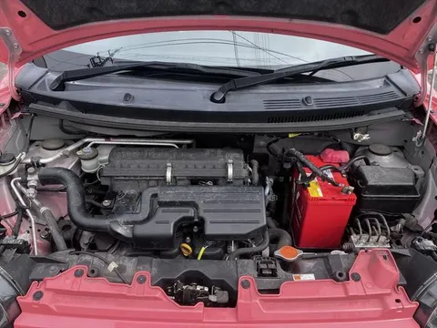Daihatsu Mira Tocot