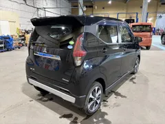 Mitsubishi eK X