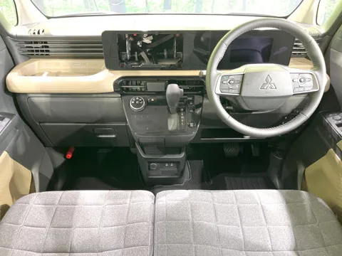 Mitsubishi Delica Mini