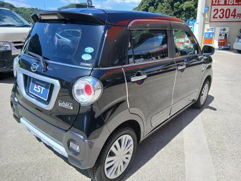 Daihatsu Cast