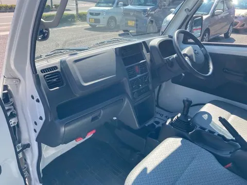 Nissan Clipper Truck