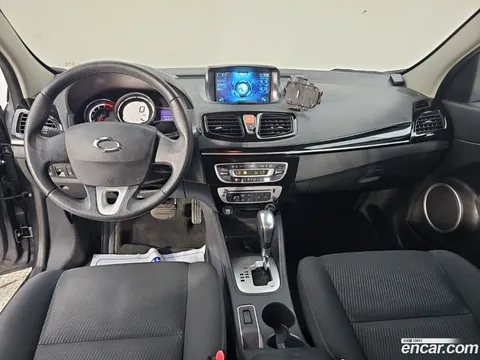 Renault SM3