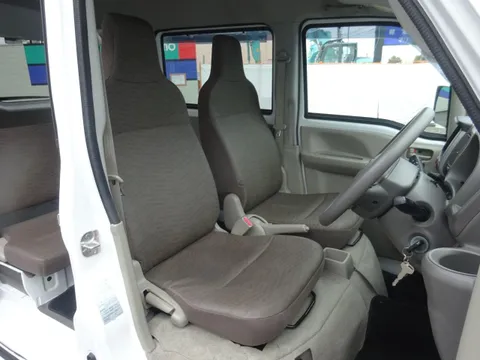 Nissan Clipper