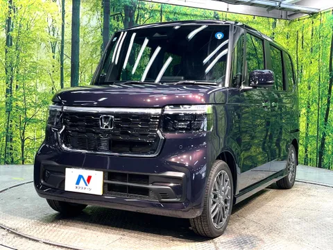 Honda N-BOX Custom