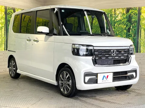 Honda N-BOX Custom
