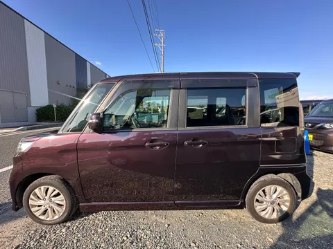 Suzuki Spacia Custom Z