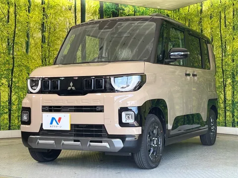 Mitsubishi Delica Mini
