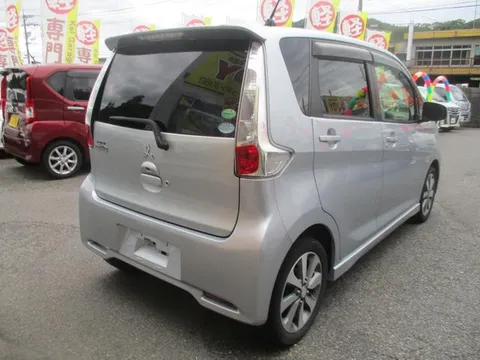 Mitsubishi eK Custom