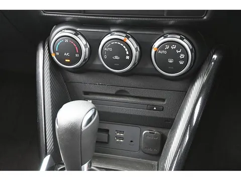 Mazda Mazda2 (Demio)