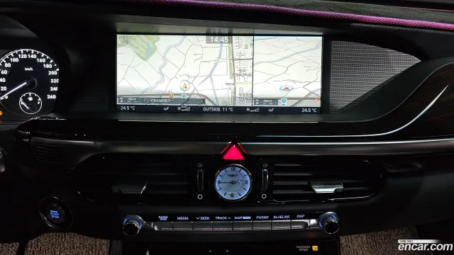 Genesis G90 (EQ900)