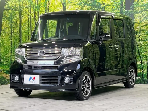 Honda N-BOX Custom