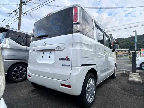 Suzuki Spacia