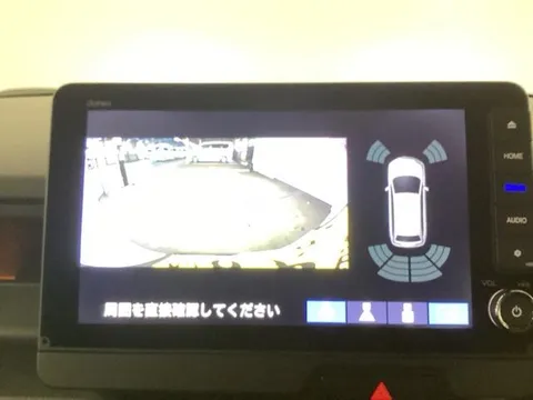 Honda N-BOX Custom