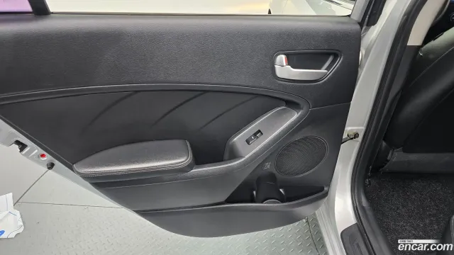 Kia Cerato (K3)