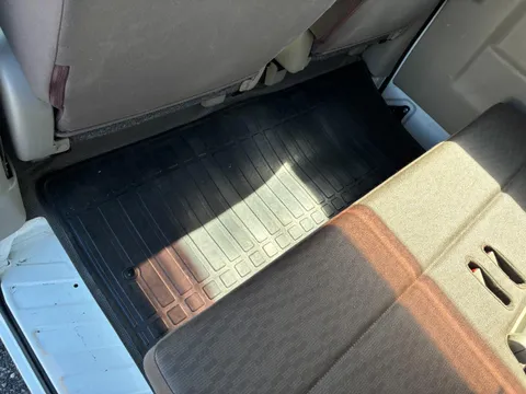 Mitsubishi Minicab Van