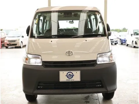 Toyota TownAce Van