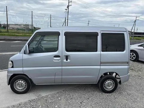 Mitsubishi Minicab Van