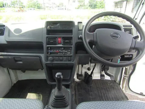 Nissan Clipper Truck