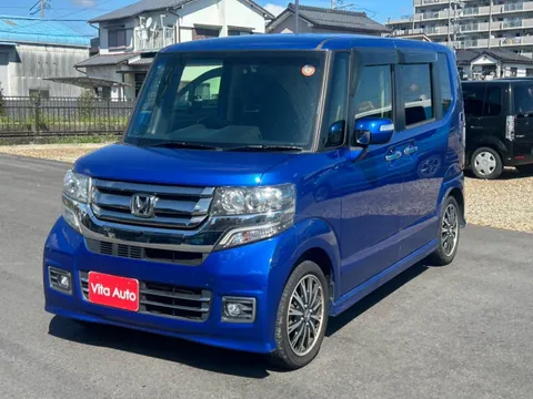Honda N-BOX Custom