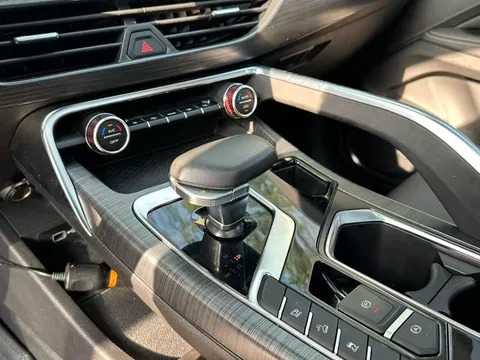 Geely Tugella (Xingyue)