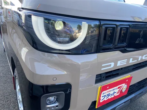 Mitsubishi Delica Mini