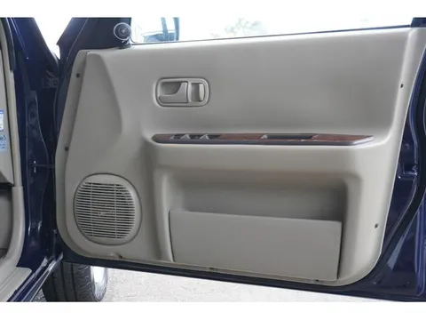 Nissan Rasheen
